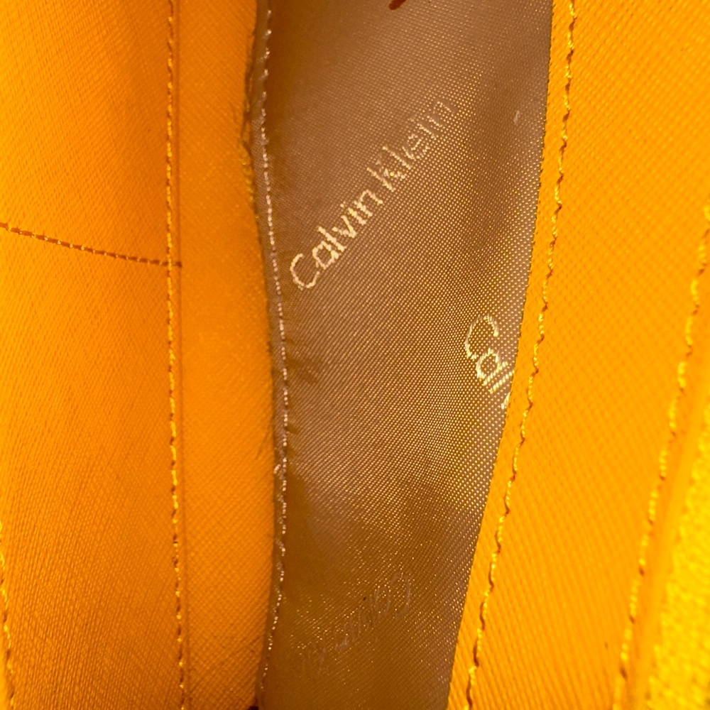 Calvin Klein‎ Vibrant Yellow Wallet - Picture 6 of 6